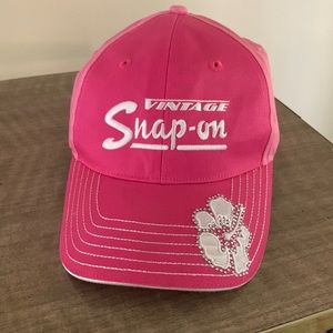 Snap-On brand hat. Pink. One size